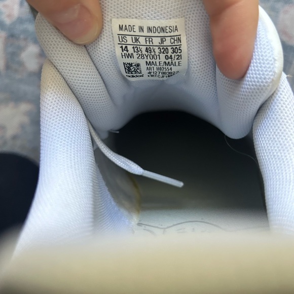 Men’s Adidas sneakers Star Wars edition. Size 14. Great condition. Worn once - Picture 6 of 9